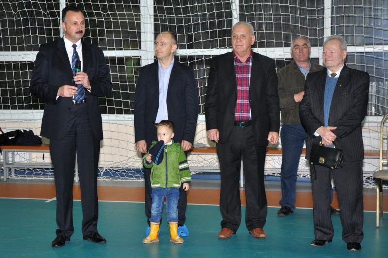 Mediciniștii - buni și la trântă Mediciniștii - buni și la trântă