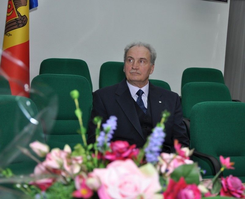Festivitatea de omagiere a profesorului Grigore Bivol la 70 de ani Festivitatea de omagiere a profesorului Grigore Bivol la 70 de ani